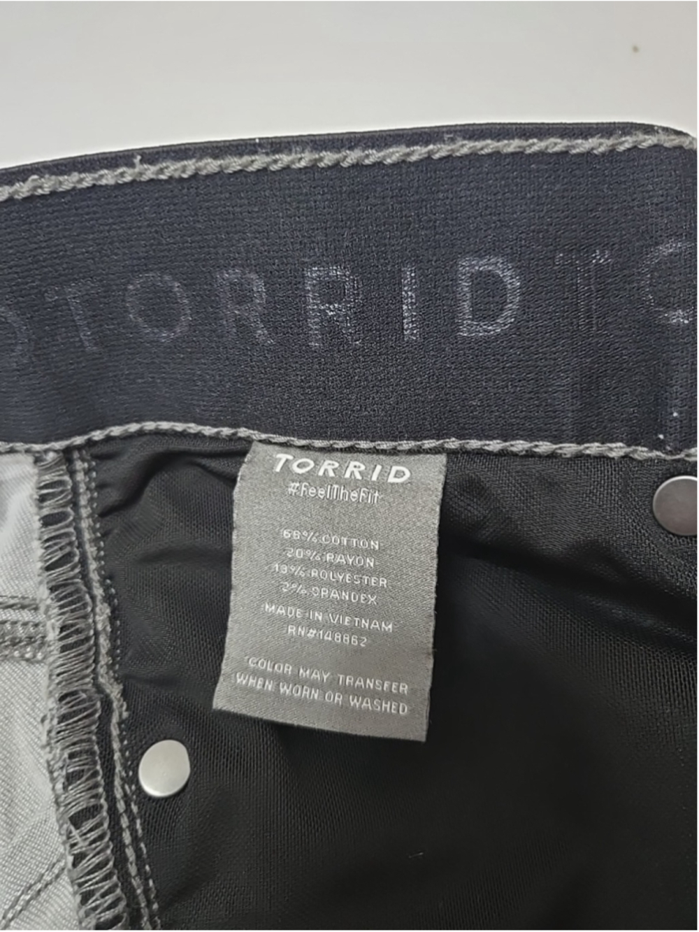 Torrid Bombshell Skinny Jeans Size 10 Short Gray Distressed Raw Hem Stretch - Picture 4 of 8